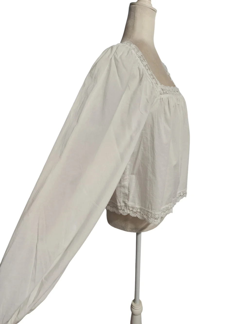 Old Navy White Lace-Trim Square Neck Blouse Size Medium